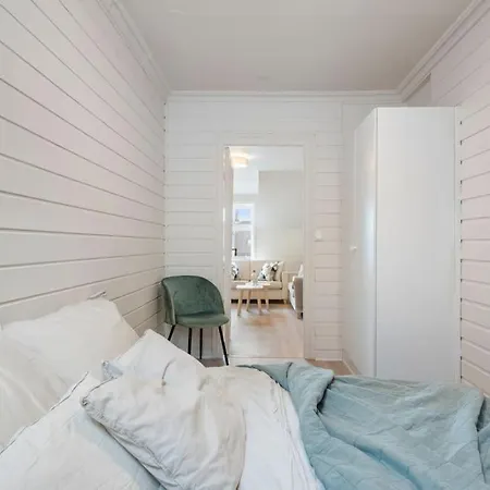Cozy & Modern In Historic Area Of * برغن